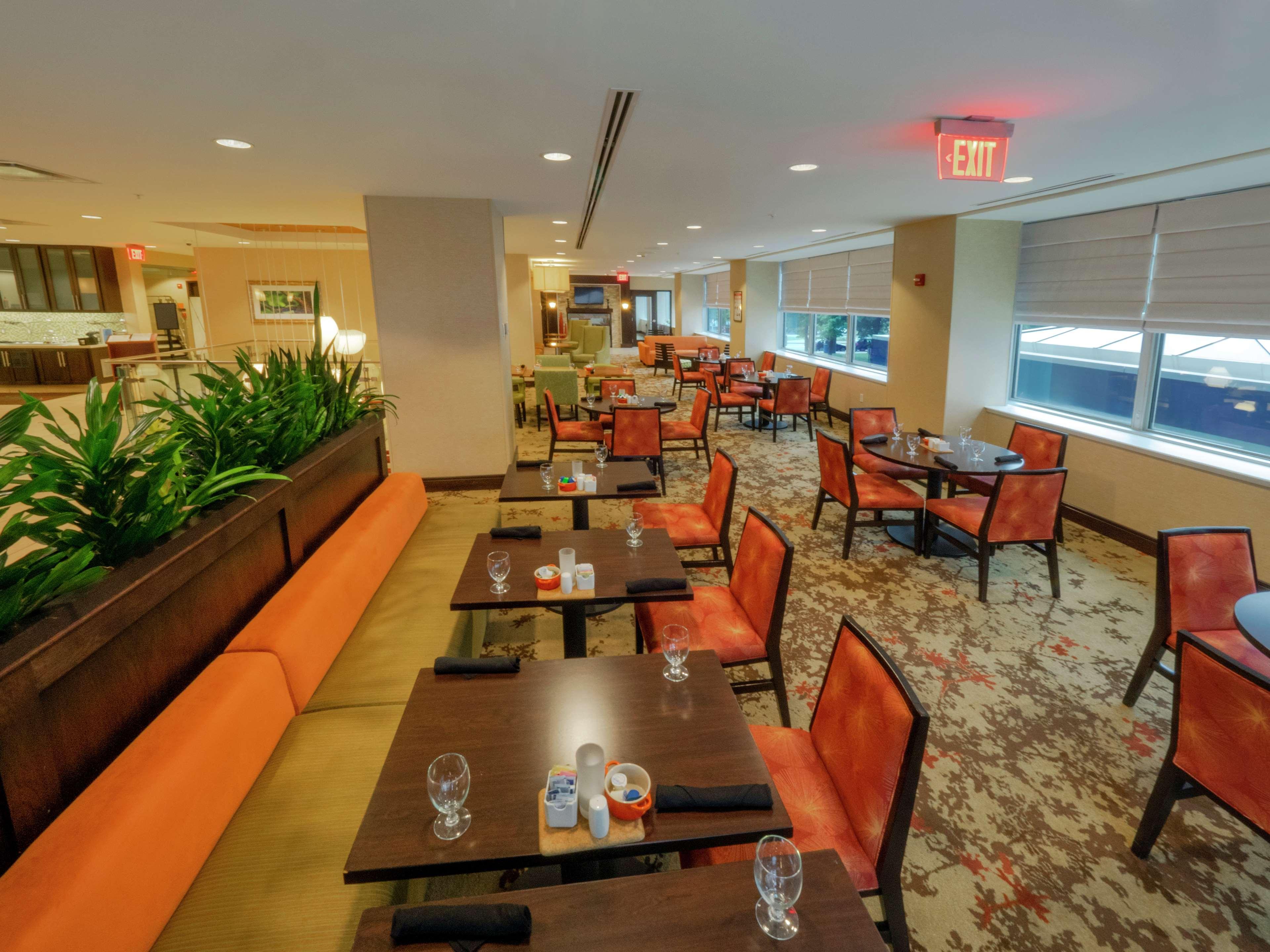 The Hilton Garden Inn Buffalo-Downtown Bagian luar foto